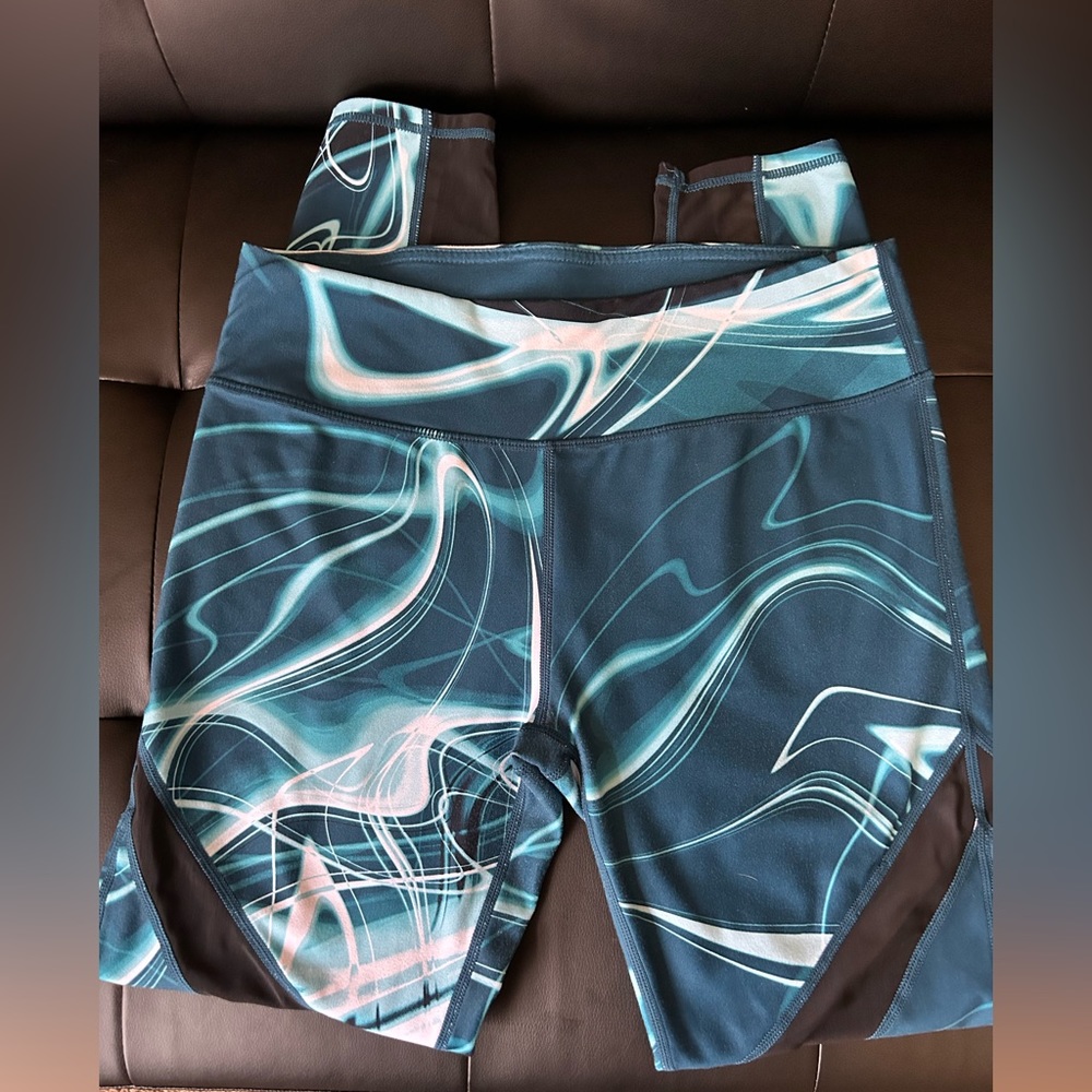 Fabletics Leggings - Picture 3 of 5